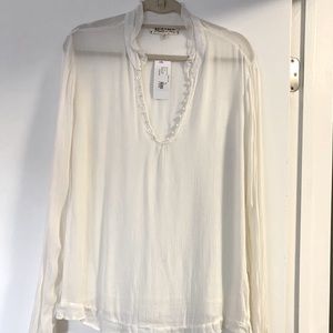 NWT “Textile by Elizabeth & James”